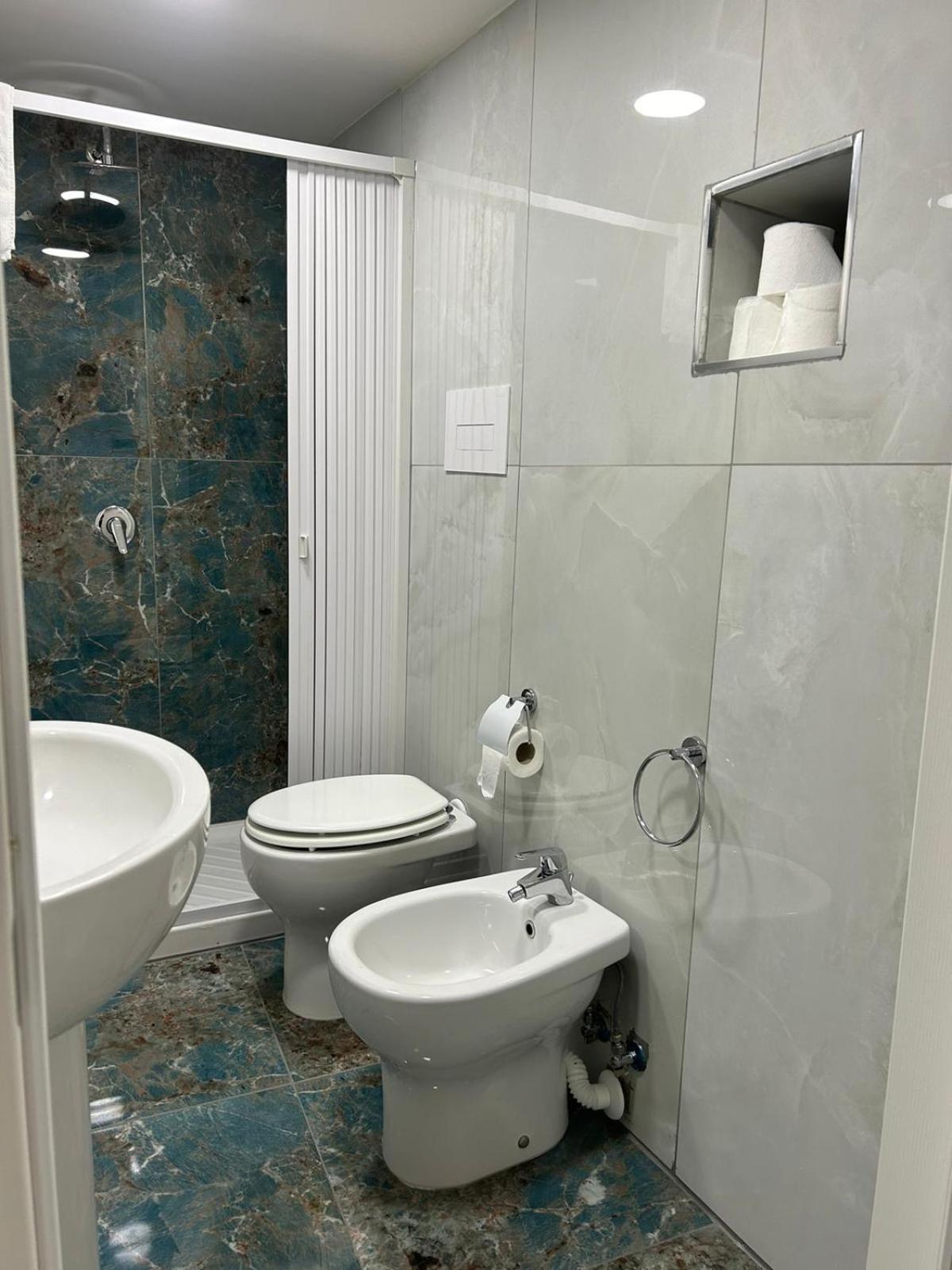 Chiara Luxury Home Наполи Екстериор снимка