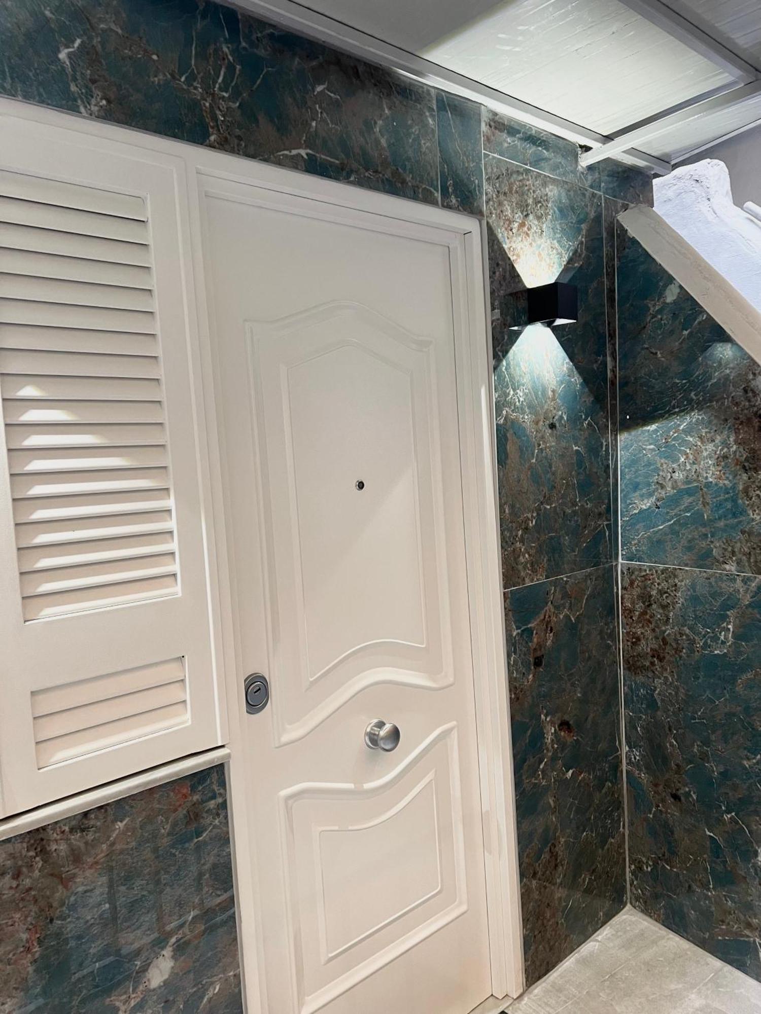 Chiara Luxury Home Наполи Екстериор снимка