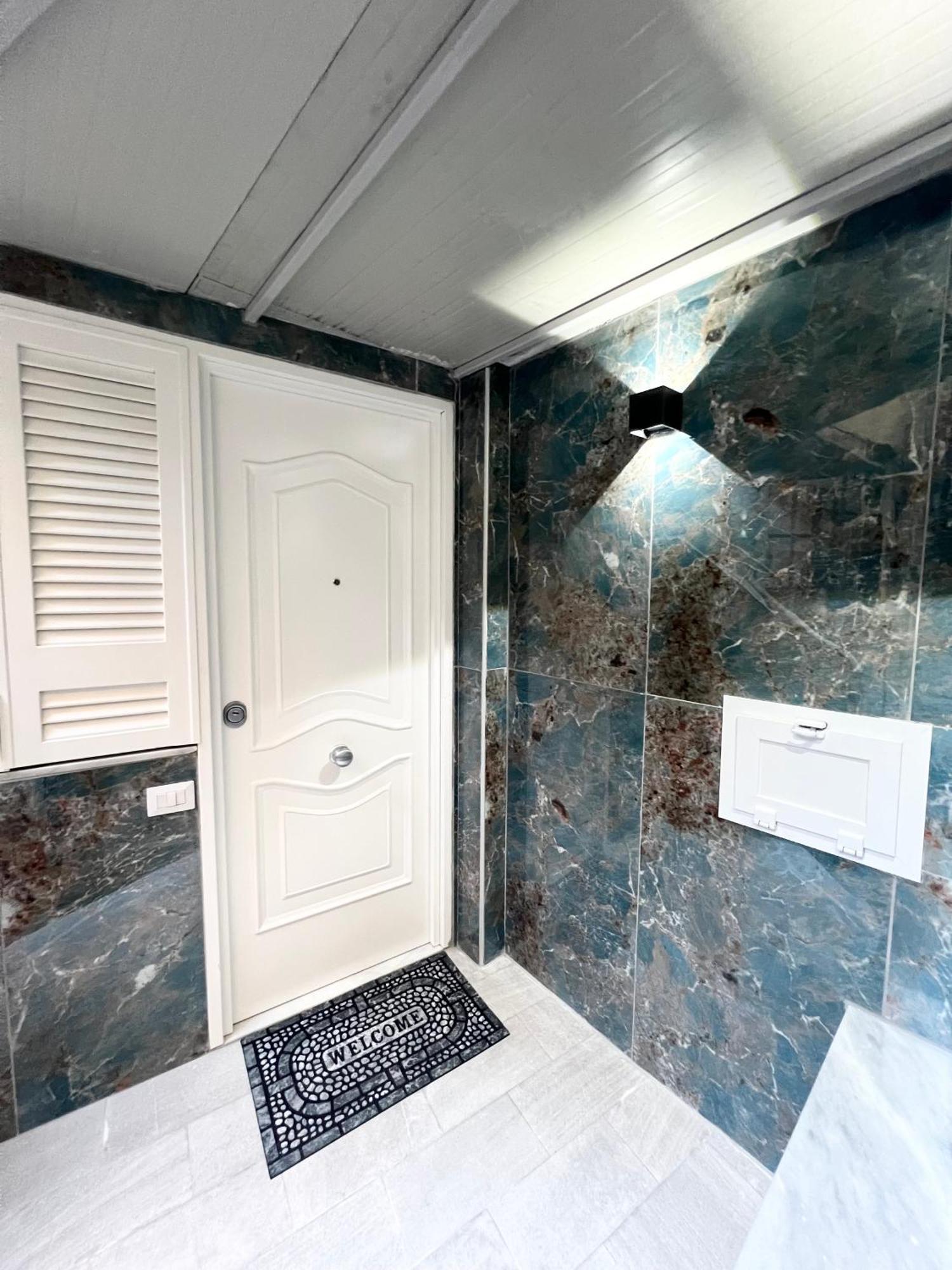 Chiara Luxury Home Наполи Екстериор снимка